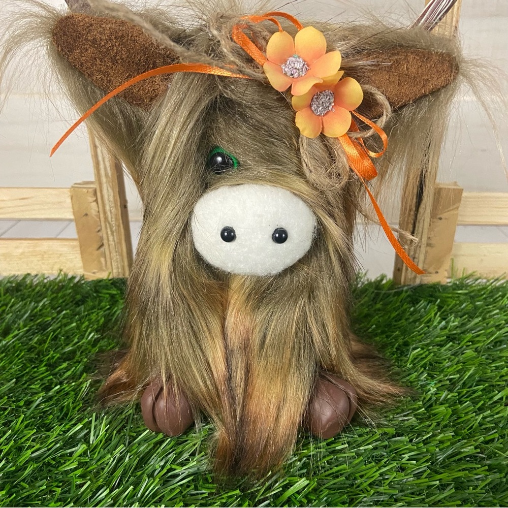 Highland Cow Coo Gnome Rust Brown Handmade Orange Flower Bow Farmhouse Decor - Picture 3 of 13